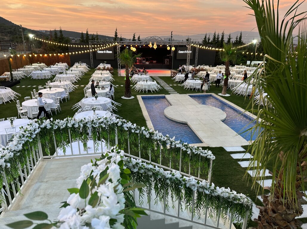 Yakamoz Düğün & Konser Alanı